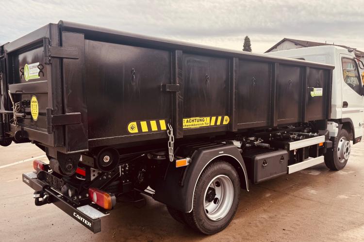 Fuso Canter 7 C 18 Abrollkipper mit HIAB Multilift XR 5 S Fuso_7C18_HIAB_Abroller_neues_Modell_05 40eb37