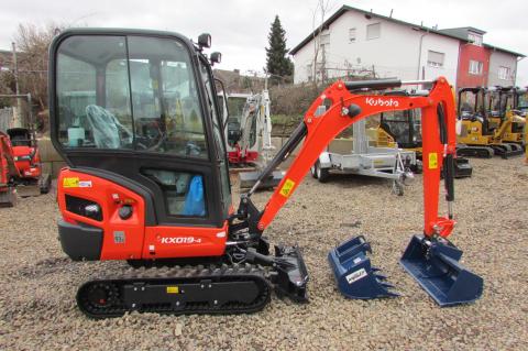 Kubota KX 019-4  – Frontansicht (Bild 1)