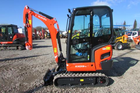 Kubota KX 019-4 HI  – Frontansicht (Bild 1)