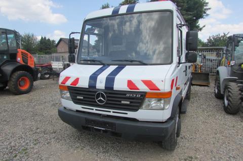 Mercerdes Benz 813 D Vario Kastenwagen  – Frontansicht (Bild 1)