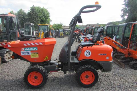 Ausa D 100 AHG  – Frontansicht (Bild 1)