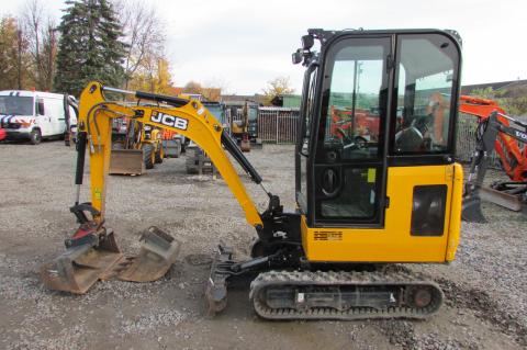 JCB 19 C-1 IMG_9811 d5da40