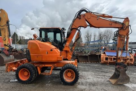 Komatsu PW 98 MR-8 IMG_0902 fe2261